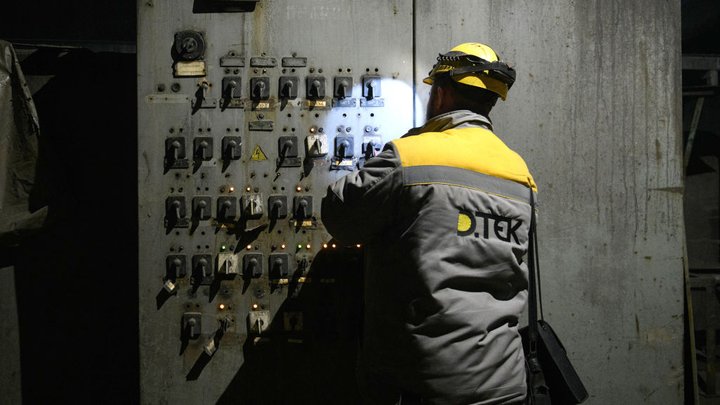 У Києві понад 100 тис. родин тимчасово без світла внаслідок атаки РФ — ДТЕК