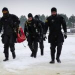 Рятувальники тиждень шукають тіло водія, чиє авто провалилося під кригу на Київщині