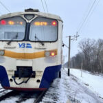 На Київщині поїзд розчавив жінку
