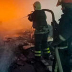 У Києві горить багатоповерхівка внаслідок атаки РФ