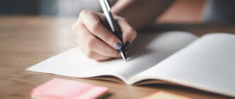 Отримай відповідь: в Україні вже діє виключно новий український правопис чи ще можна ще писати по-старому