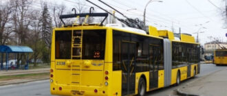 Обстріл Києва: призупинено рух електротранспорту, які маршрути