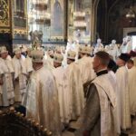 Епіфаній проводить панахиду за Філаретом у Володимирському соборі