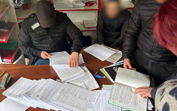 У Києві викрили схему незаконного оформлення авто на 6,5 млн