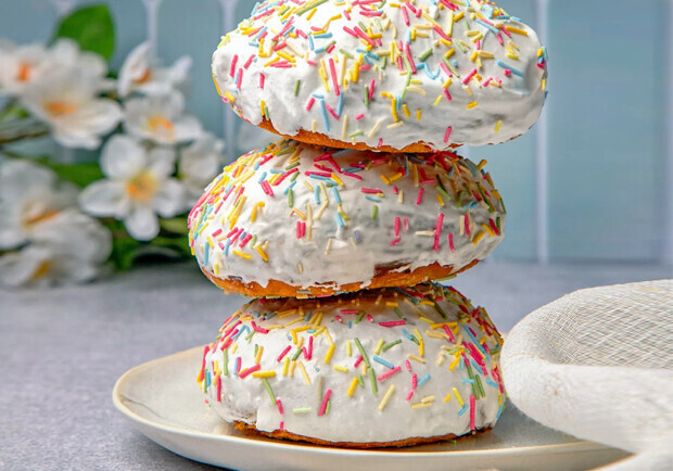 У супермаркетах знову продають верхівки пасок до Великодня -