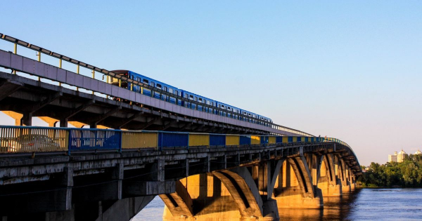 
 У&nbsp;Києві перевірили міст Патона: чи&nbsp;безпечно ним їздити
 