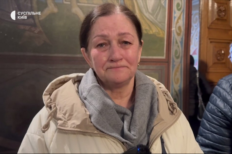 Другий день церемонії: у Михайлівському соборі Києва люди прощаються із почесним патріархом ПЦУ Філаретом