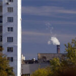 У Києві мешканці перекрили вулицю: що сталося (фото, відео)