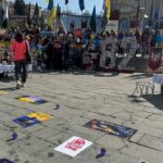 "Робимо все, щоб наш татко був вдома". В Києві пройшла акція на підтримку зниклих десантників