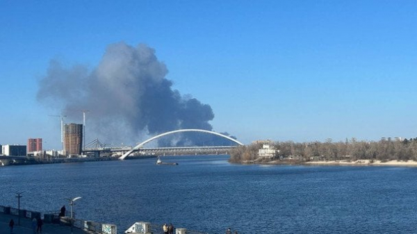 
 Поруч з Києвом спалахнула масштабна пожежа&nbsp;&mdash; що&nbsp;горить (фото, відео)
 