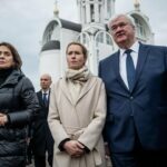 Європейські політики прибули до України на Бучанський саміт та відвідали Бучу в роковини звільнення