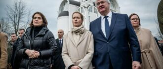 Європейські політики прибули до України на Бучанський саміт та відвідали Бучу в роковини звільнення