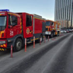 У Києві чорний дим валить з-під землі: що горить (відео)