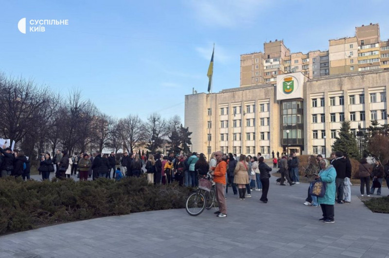 Гімназію "Київська Русь" у Дарницькому районі закрили: що буде з будівлею