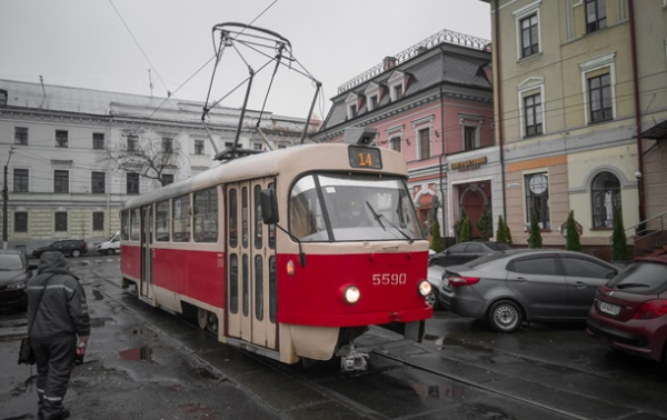 Електротранспорт лівого берега Києва поступово повертається до роботи Електротранспорт лівого берега Києва поступово повертається до роботи