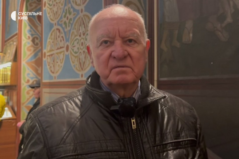 Другий день церемонії: у Михайлівському соборі Києва люди прощаються із почесним патріархом ПЦУ Філаретом