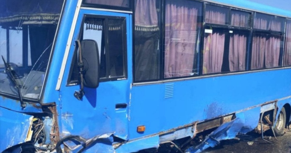 
 На&nbsp;Київщині легковик влетів у&nbsp;маршрутку з&nbsp;людьми: є&nbsp;загиблий та&nbsp;постраждалі
 