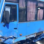 На Київщині зіткнулися автобус та автівка: одна людина загинула, є поранені