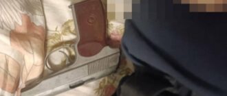 На Київщині знайшли мертвими чоловіка та його доньку: у поліції кажуть, що батько вбив дитину і застрелився