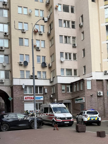 
 У&nbsp;Києві з&nbsp;вікна багатоповерхівки випав чоловік: деталі трагедії
 