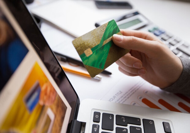  Контроль карткових переказів у 2026 році - за яку суму банк може заблокувати рахунок. 