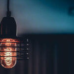 У Києві знову почали відключати світло: що відомо та які графіки