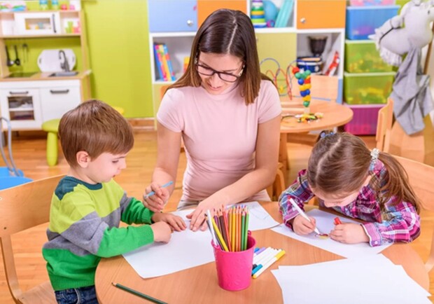 В українських дитсадках запровадять обов'язкові уроки англійської.