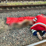 Підлітки залізли на потяг: один загинув, за життя двох борються лікарі