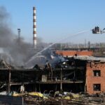 "Насилу вилізла боса, перекритий шлях був дверима": очевидці про наслідки російської атаки по Броварах