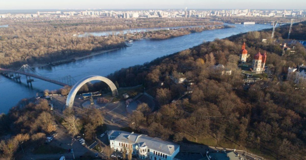 
 Від морозу вночі до тепла вдень: якою буде погода в Києві 7 березня
 