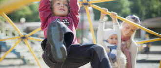 Пояснення нових правил виплат ВПО: як отримати гроші на дитину заднім числом