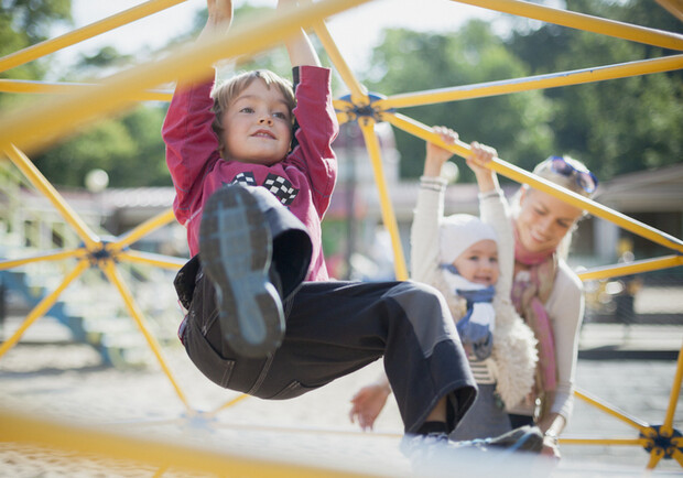 Пояснення нових правил виплат ВПО: як отримати гроші на дитину заднім числом -