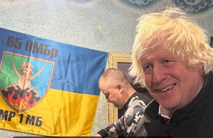 Борис Джонсон відвідав фронт у Запоріжжі - що він побачив.