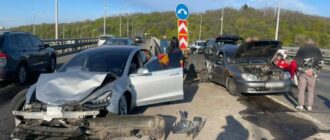 Смертельна ДТП на Дарницькому мосту: загинула пасажирка легковика