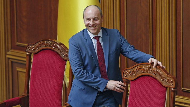 Проїзд біля Верховної Ради назвуть на честь Андрія Парубія