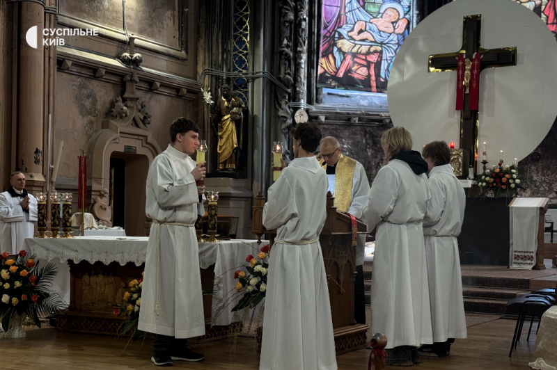 "Найбільше свято в році": римо-католики відзначають Великдень