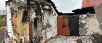 Дві стіни і згарище: Сергій "Флеш" показав, що залишилося від його будинку після спроби вбивства (фото)