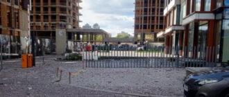 Київ посеред дня атакували дрони: "прильоти" у двох районах, на даху багатоповерхівки пожежа (відео)