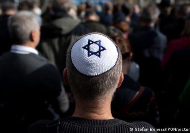 Штраф або 8 років за ґратами: в Україні посилили відповідальність за прояви антисемітизму 