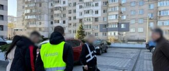 Міжнародні музичні турне вигаданого гурту: киянку підозрюють в організації схеми незаконного перетину кордону