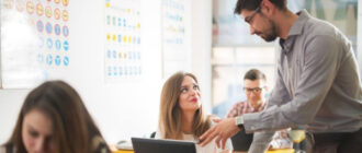 У столичному ліцеї звільнили вчителя через використання російської мови на уроках