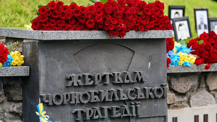 40-ві роковини Чорнобильської катастрофи: у Києві вшанували жертв і ліквідаторів