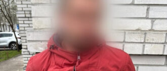 У Києві затримали озброєного чоловіка