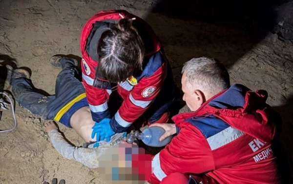 На Київщині 11-річного хлопчика засипало піском, він загинув