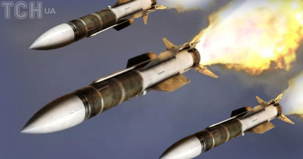 
 Загроза балістики: у Києві та низці областей оголошено повітряну тривогу
 