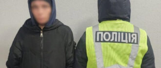 У Києві жінка через ревнощі підпалила двері чоловіку та суперниці