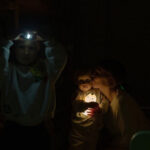 У Києві частина мешканців залишилась без світла: що сталося