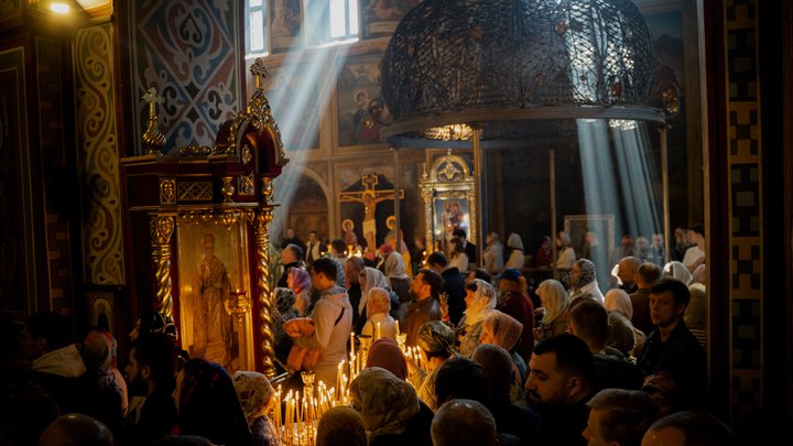 "Не я б'ю, верба б'є": як кияни відзначають Вербну неділю