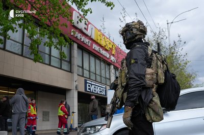 Стрілянина у Києві: загинули люди, є поранені. Нападника ліквідували