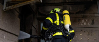 Росія атакувала Київ дронами: спалахнула пожежа